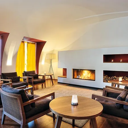 Hotel Dolomitengolf & Lavant