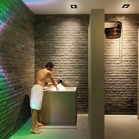 Dolomitengolf & 호텔