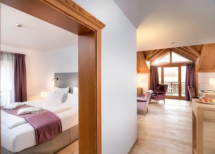 Szálloda Dolomitengolf & Lavant