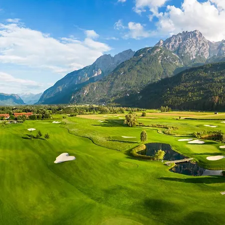 Dolomitengolf & 4*