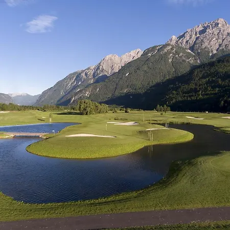 Dolomitengolf & 4*