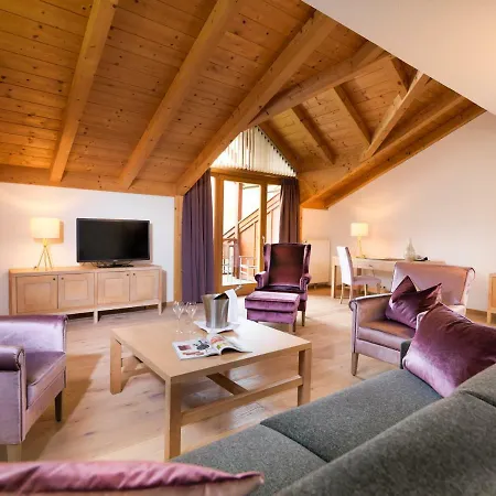 Hotel Dolomitengolf & Lavant