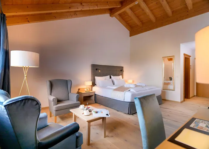 Szálloda Dolomitengolf & Lavant